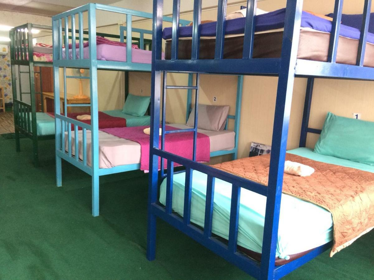Changphuakgate Guesthouse เชียงใหม่ ภายนอก รูปภาพ