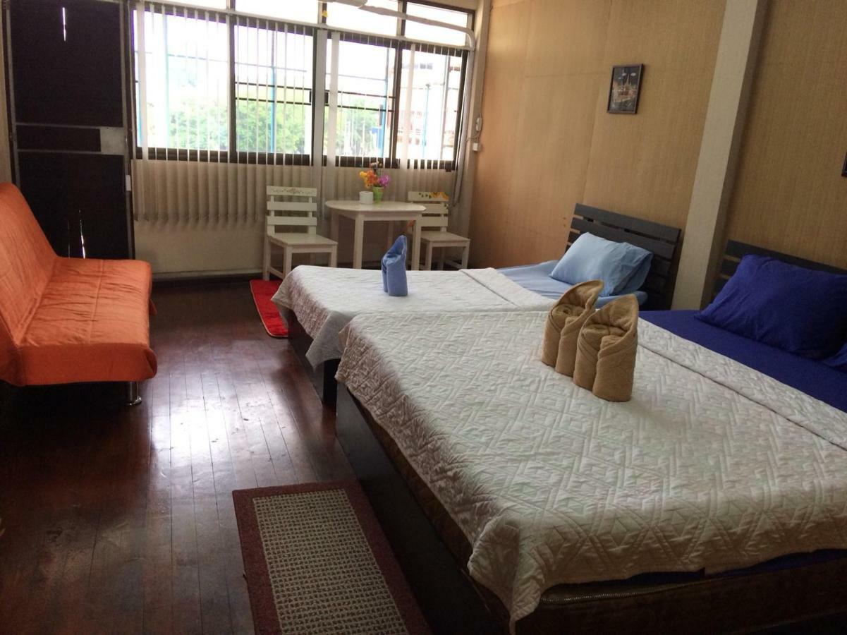 Changphuakgate Guesthouse เชียงใหม่ ภายนอก รูปภาพ