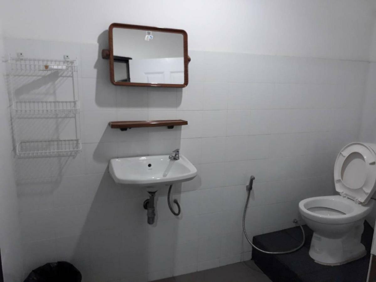 Changphuakgate Guesthouse เชียงใหม่ ภายนอก รูปภาพ